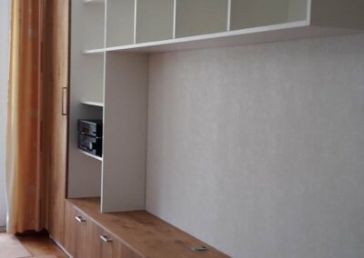 Wohnzimmerschrank Eiche